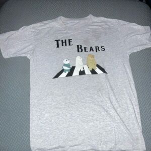 Gray Graphic T-Shirt with Bear Design